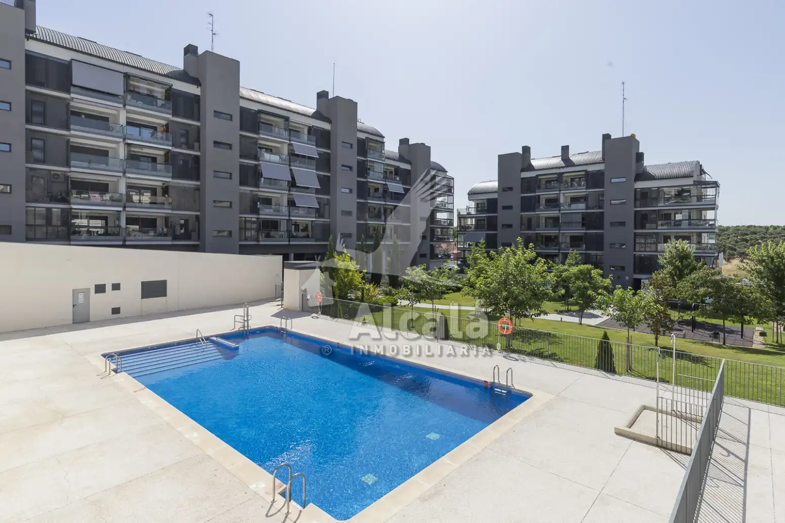 Piscina de Àtic en venda en Rivas-Vaciamadrid amb Aire condicionat, Calefacció i Jardí privat