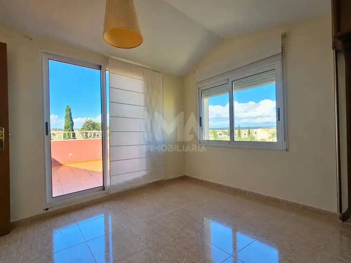 Habitación de Casa adosada en venta en Montealegre 