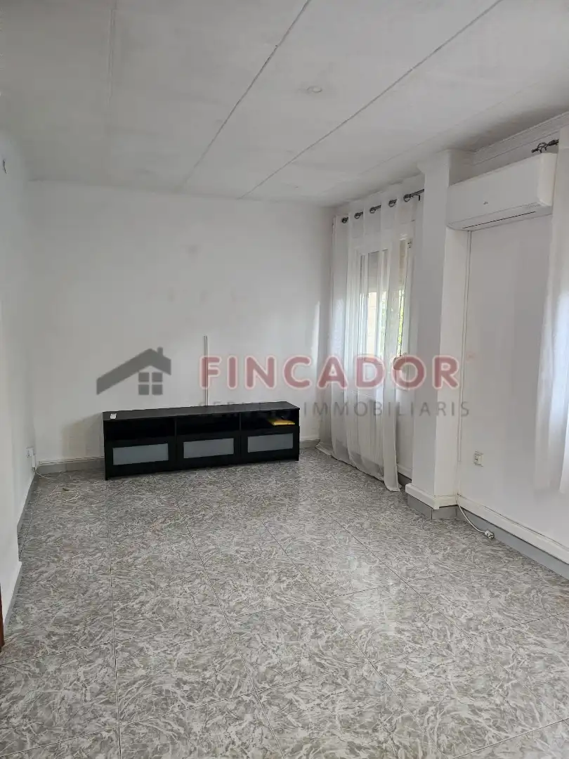 Sala de estar de Piso en venta en Barcelona con Aire acondicionado, Calefacción y Balcón