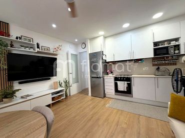 Piso con balcón en venta en Carrer Alt de Sant Pere