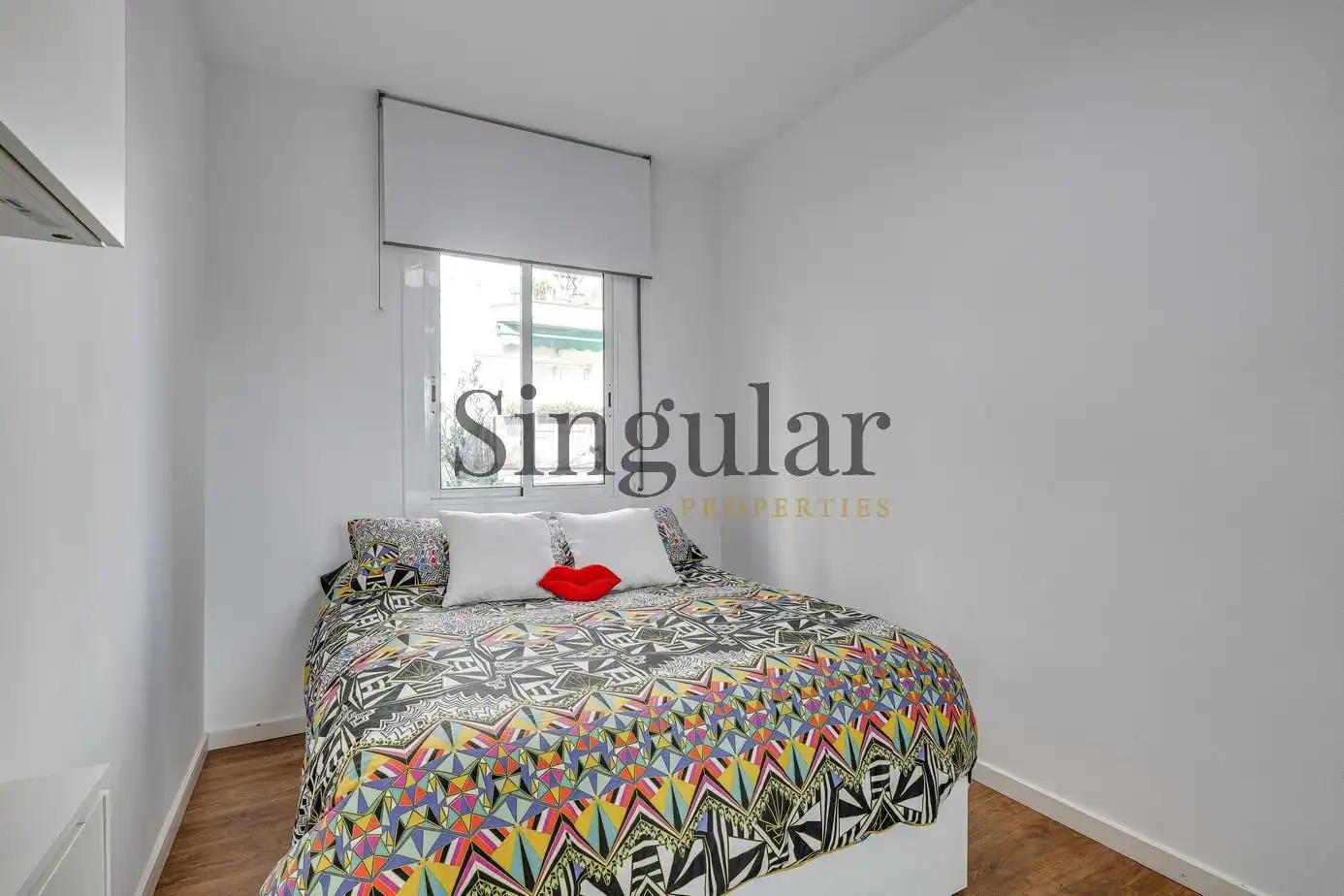 Habitación de Piso en venta en Barcelona con Aire acondicionado, Calefacción y Balcón