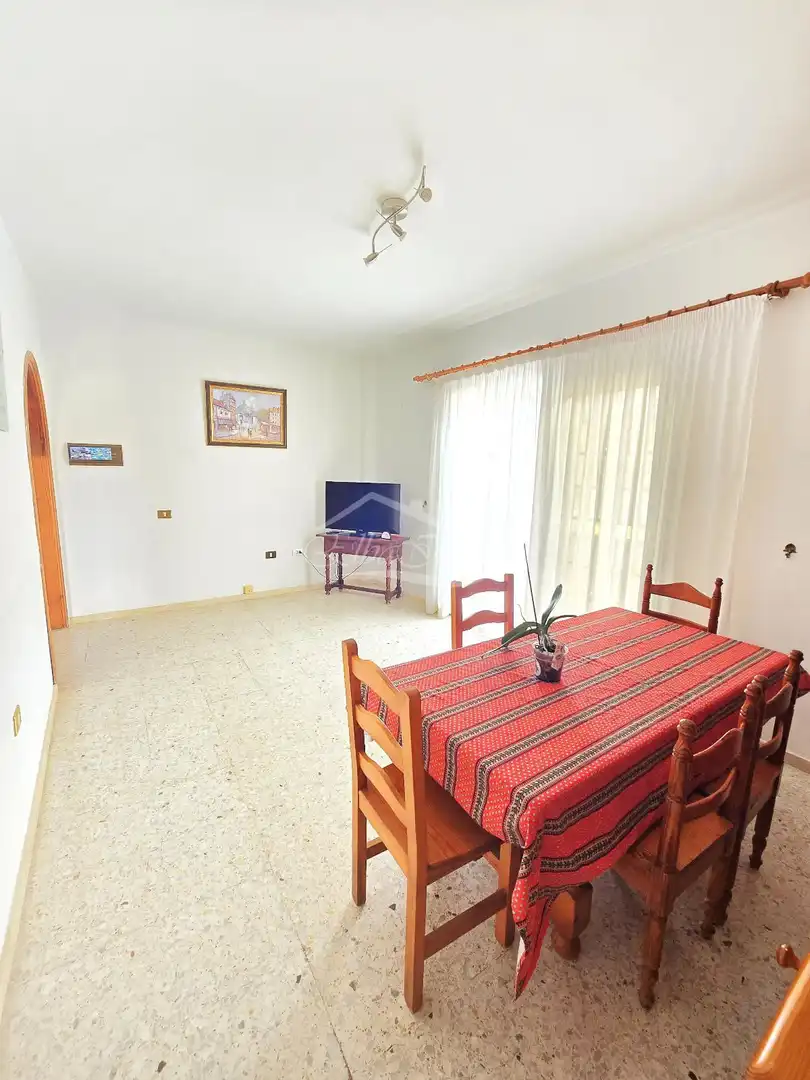 Sala d'estar de Casa o xalet en venda en Arona amb Terrassa