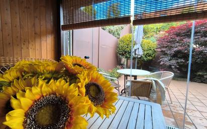 Terrassa de Casa o xalet en venda en Miño amb Calefacció, Jardí privat i Parquet