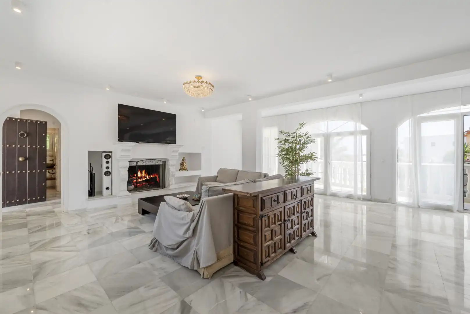 Living room of Houses for sale in Mijas  with Air Conditioner, Private garden and Terrace
