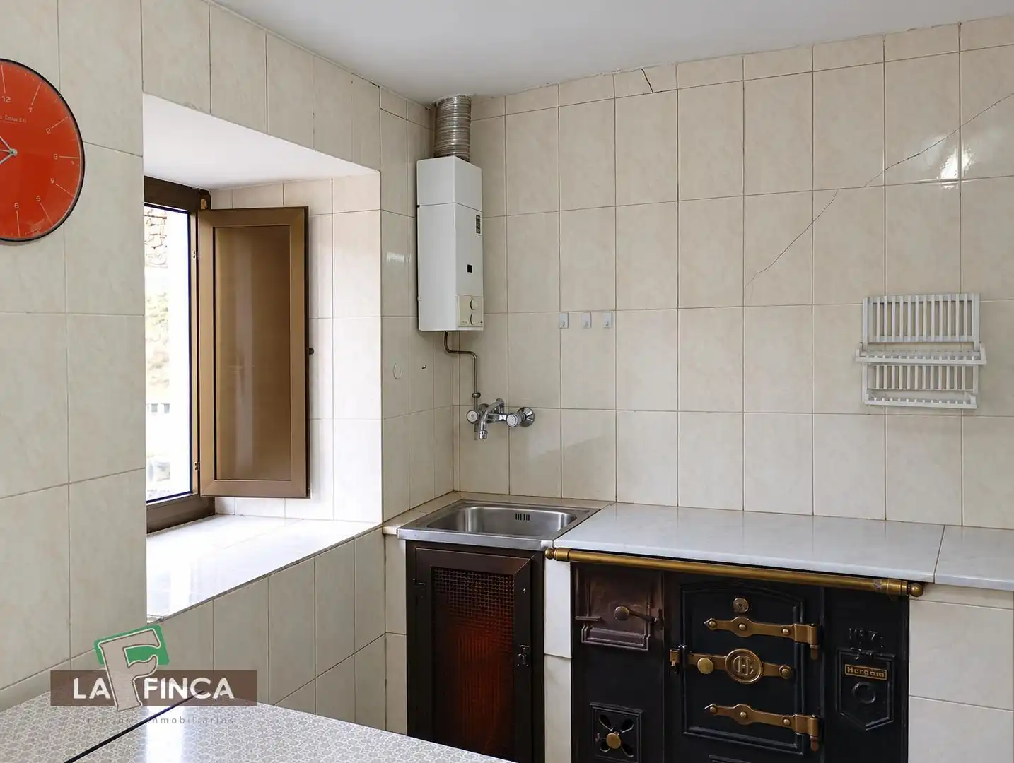 Kitchen of Detached homes for sale in Teverga, Asturias