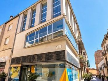 Bureaux avec ascenseur à vendre à Carrer Sant Joan Baptista 38