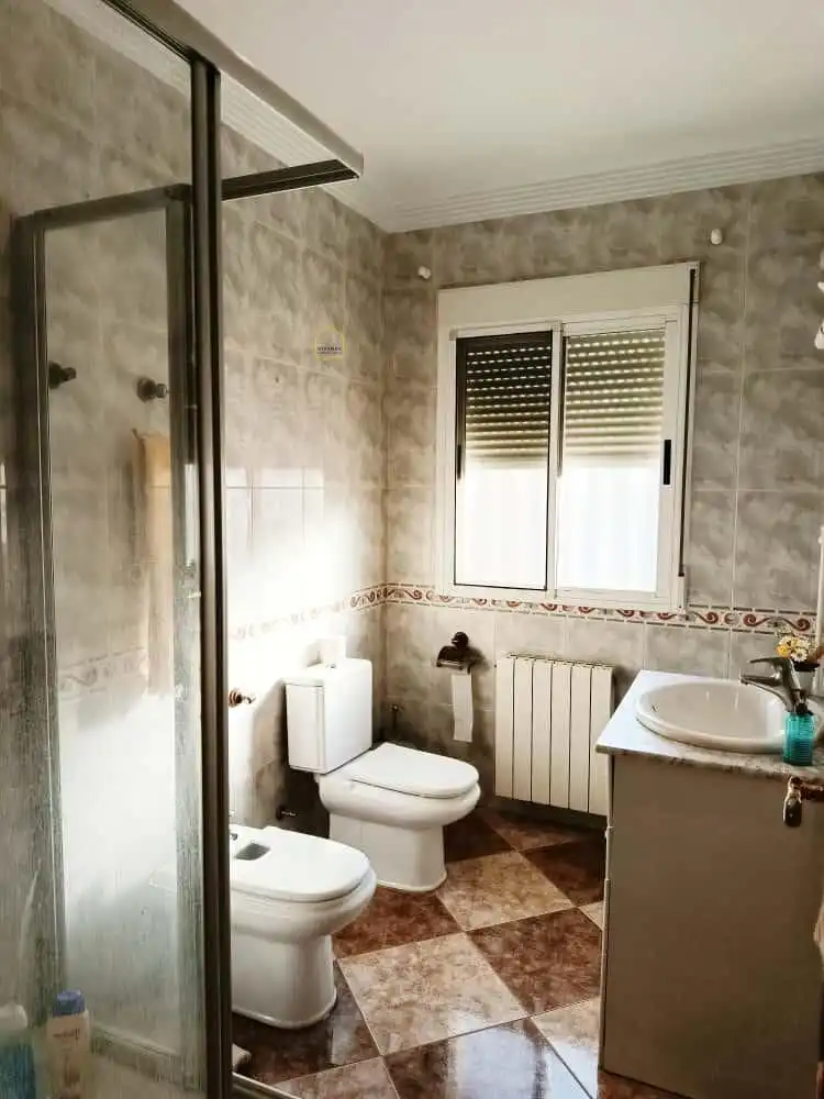 Houses for sale in Escucha