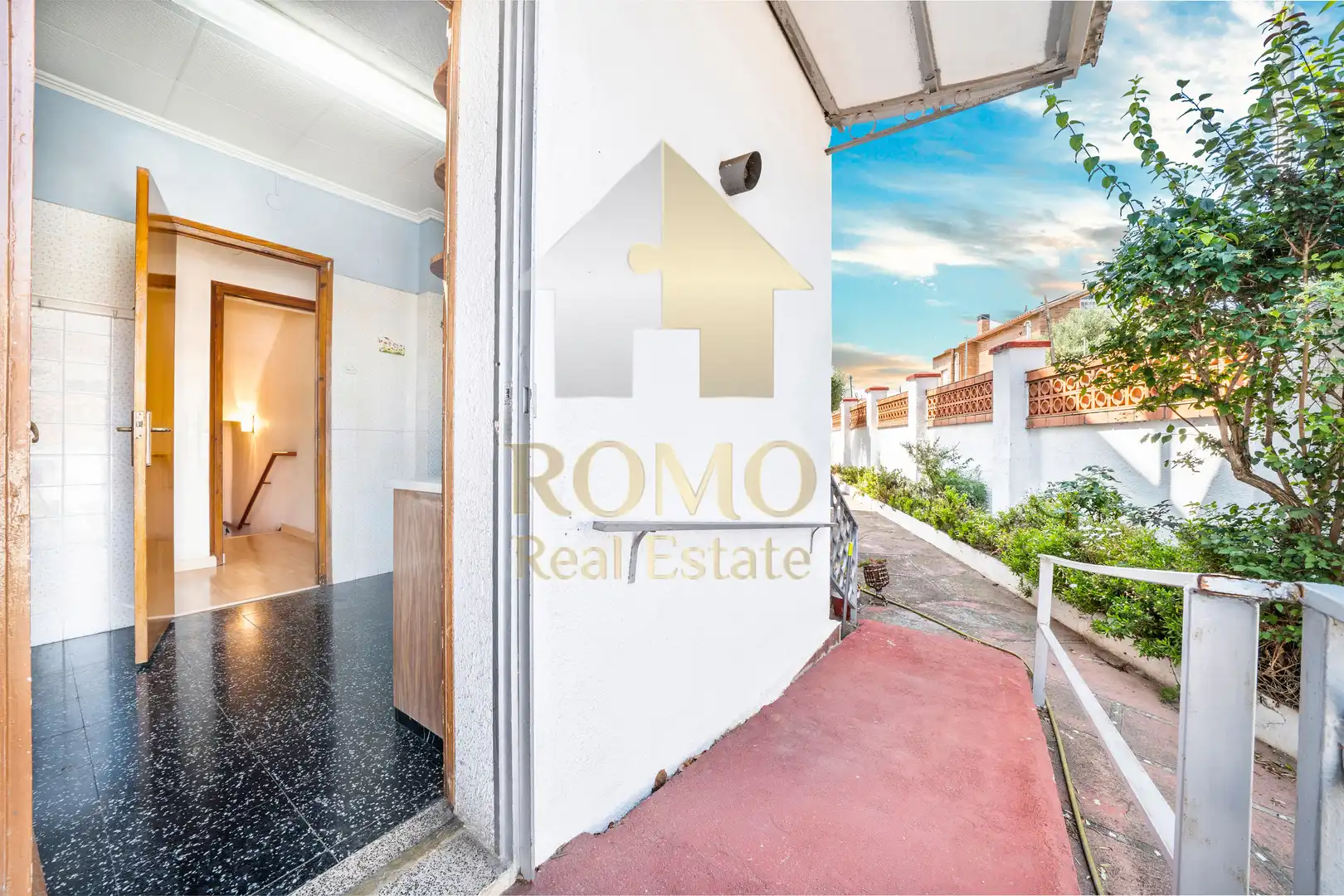Vista exterior de Casa o chalet en venta en Santa Perpètua de Mogoda con Aire acondicionado, Calefacción y Jardín privado