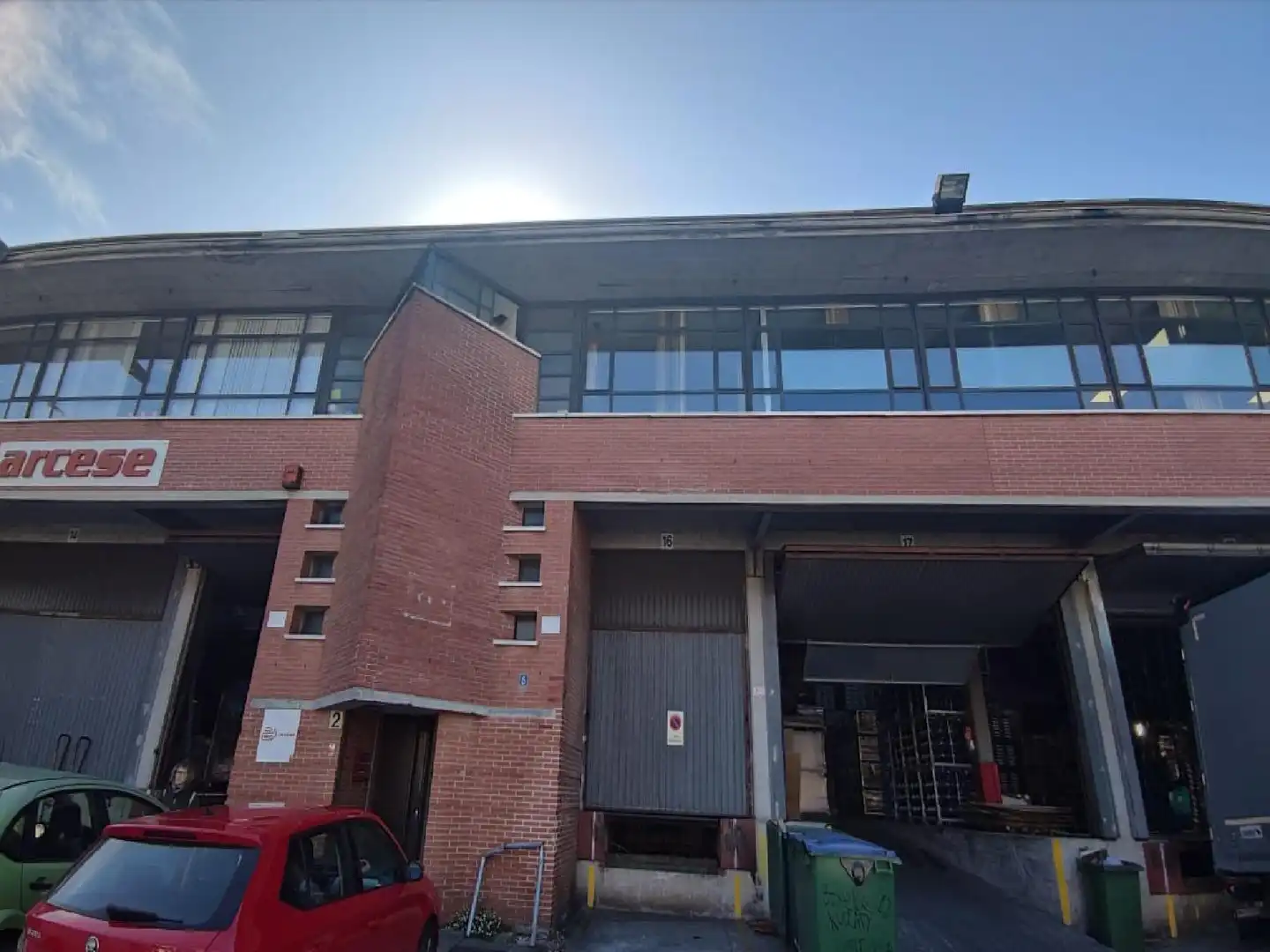 Vista exterior de Oficina en venta en Irun 
