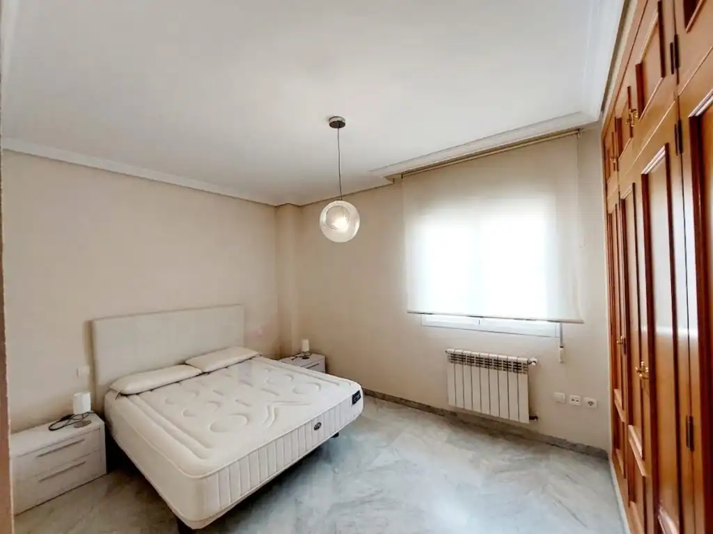 Bedroom of Apartments for sale in Badajoz