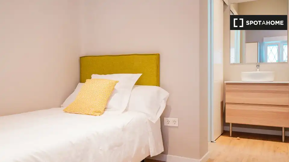 Habitación de Piso para compartir en Centro