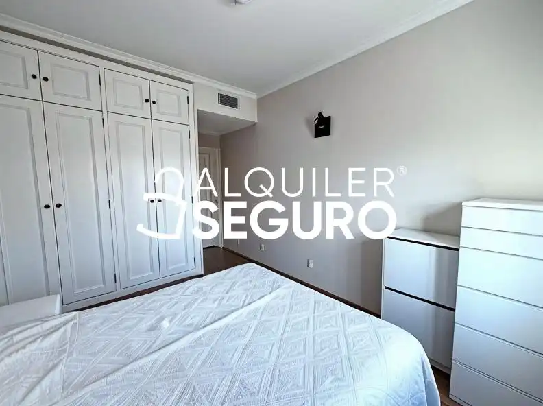 Habitación de Piso de alquiler en Madrid con Aire acondicionado, Calefacción y Terraza