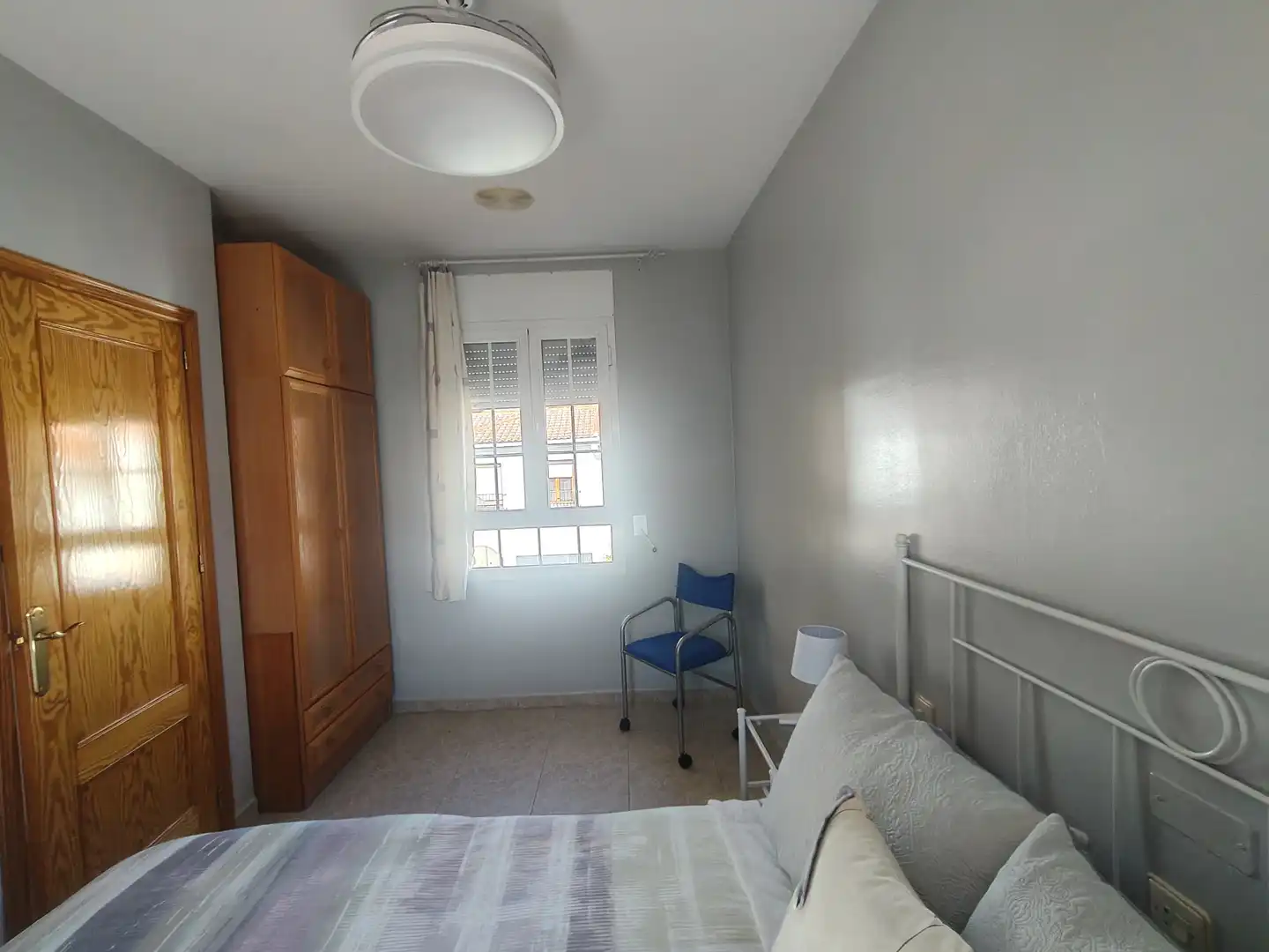 Dormitori de Casa o xalet en venda en Baza amb Aire condicionat, Calefacció i Moblat