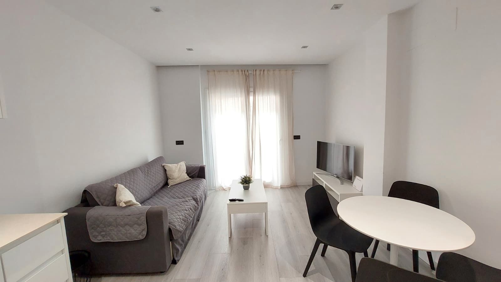 Living room of Apartment for sale in Fuengirola  with Air Conditioner, Terrace and Furnished