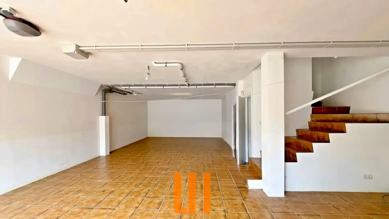Houses for sale in Miño  with Heating, Private garden and Parquet flooring