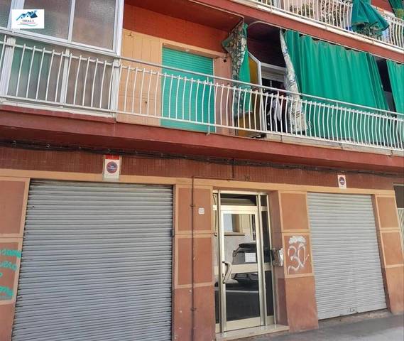 Piso en Venta en Calle ANTONI DE GIMBERNAT en Estació del Nord