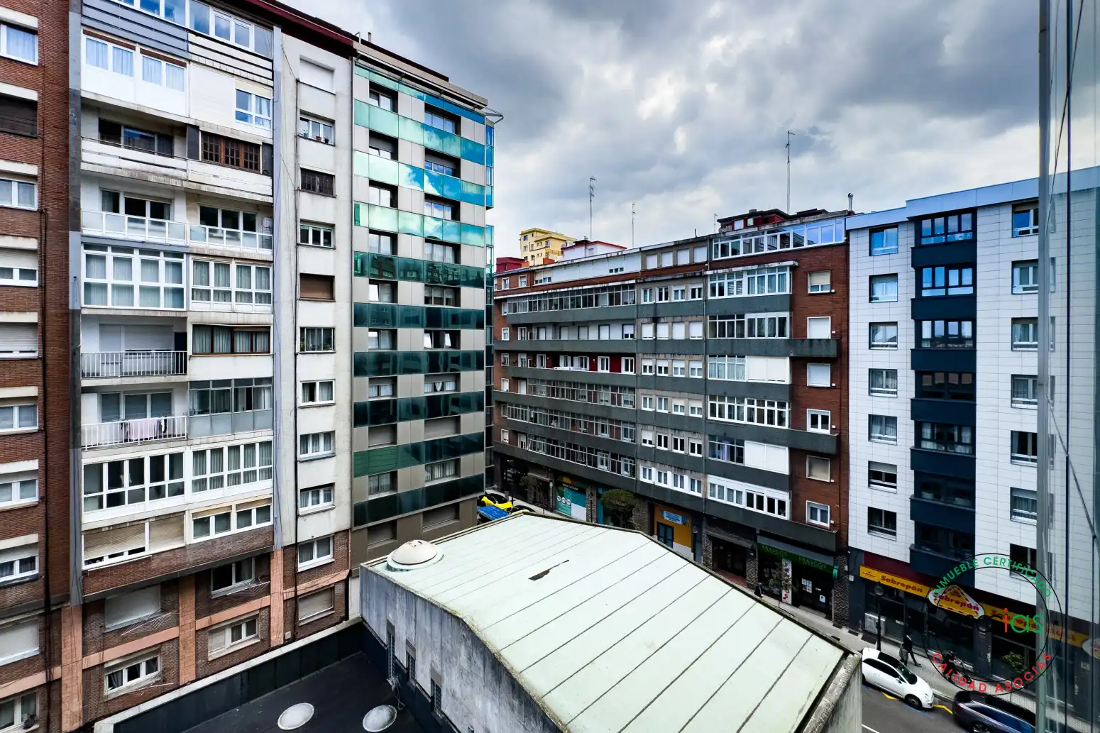 Vista exterior de Piso en venta en Gijón  con Parquet y Terraza