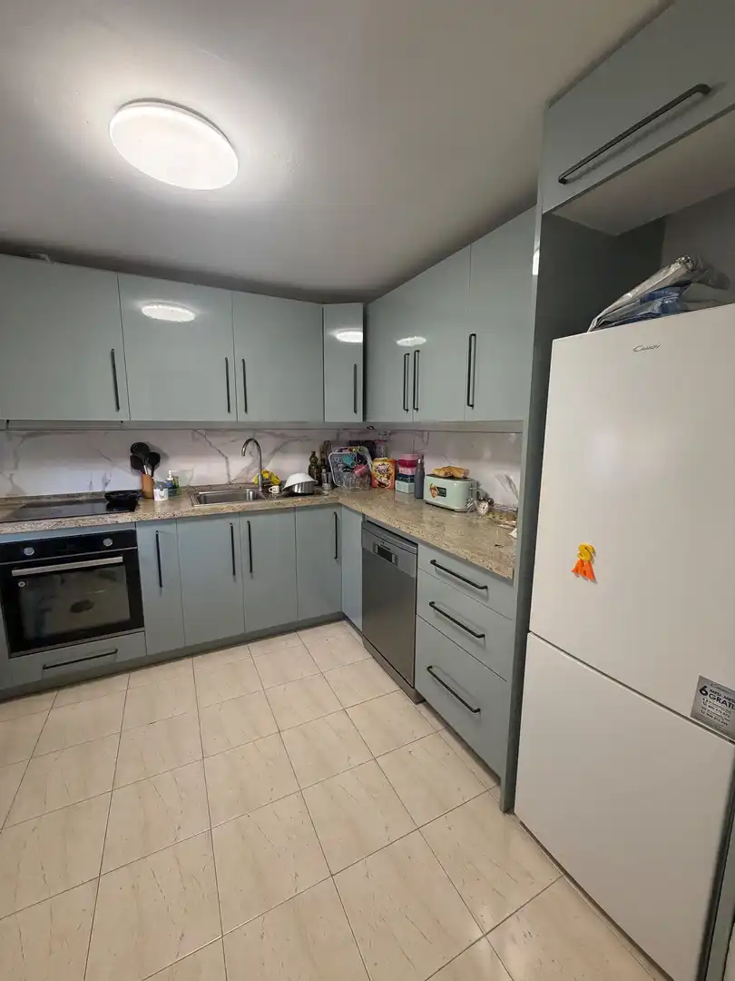 Cuina de Pis en venda en Algeciras amb Aire condicionat i Terrassa