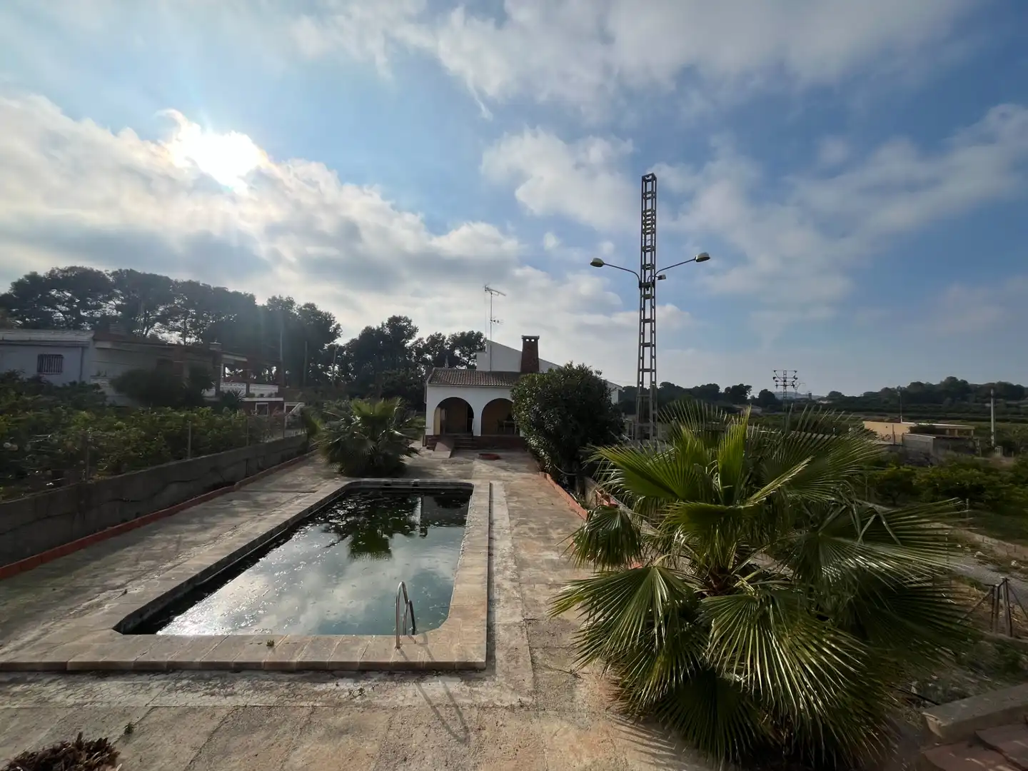 Piscina de Casa o chalet en venta en Sagunto / Sagunt con Jardín privado, Terraza y Trastero