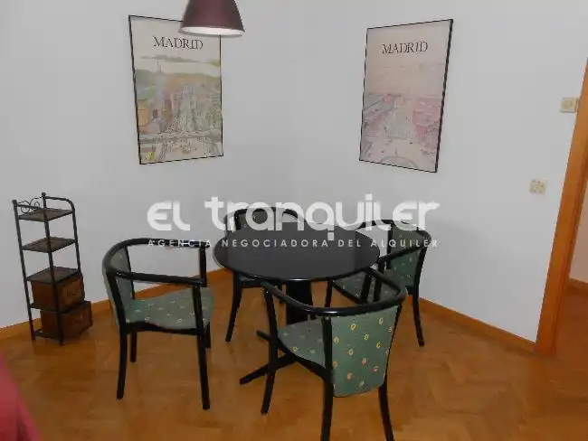 Flat for rent in Madrid  with Air Conditioner, Parquet flooring and Swimming Pool