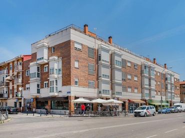 Pis amb ascensor en venda a Villaverde