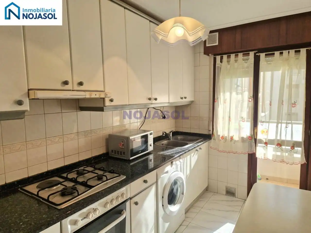 Apartament amb terrassa en venda a Calle Pinares, imagen 17