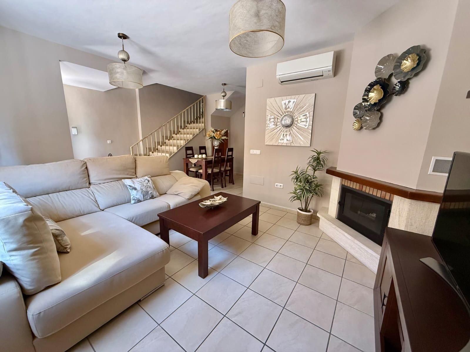 Living room of Single-family semi-detached for sale in Pizarra  with Air Conditioner, Terrace and Balcony