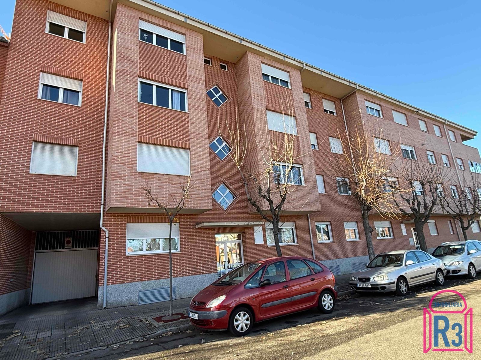 Exterior view of Flat to rent in León Capital   with Heating, Terrace and Furnished