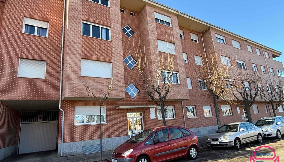 Photo 1 of Flat to rent in Periodista Lamparilla, Armunia, León