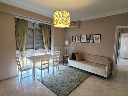 Living room of Flat for sale in  Valencia Capital  with Air Conditioner