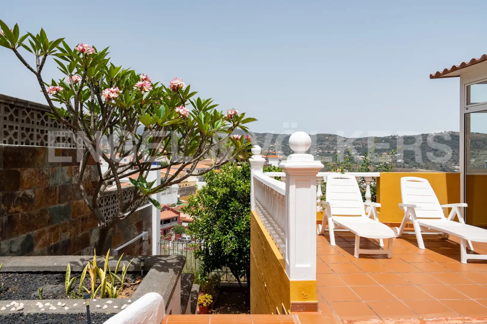 Terrassa de Casa o xalet en venda en Santa Brígida amb Calefacció, Jardí privat i Moblat