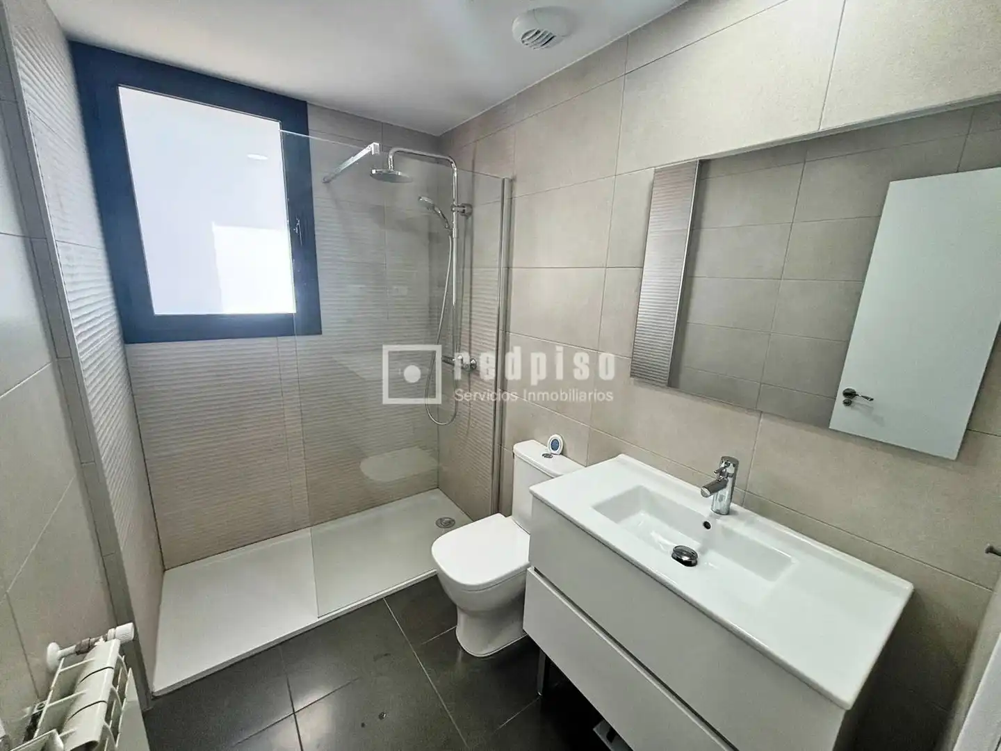 Piso en venta en Alovera