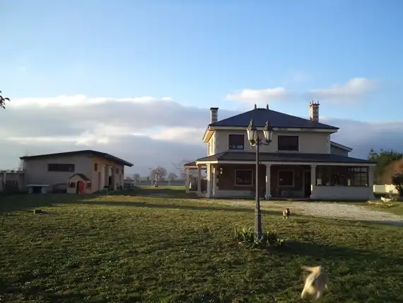 Außenansicht von Wohnung zum Verkauf in Outeiro de Rei, Lugo