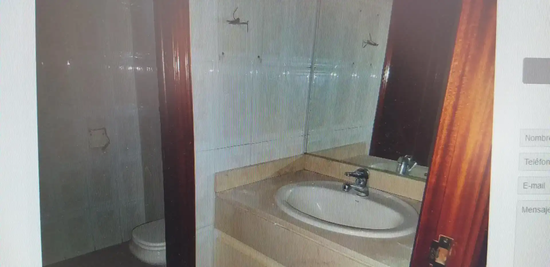 Bany de Local de lloguer en Leganés amb Aire condicionat