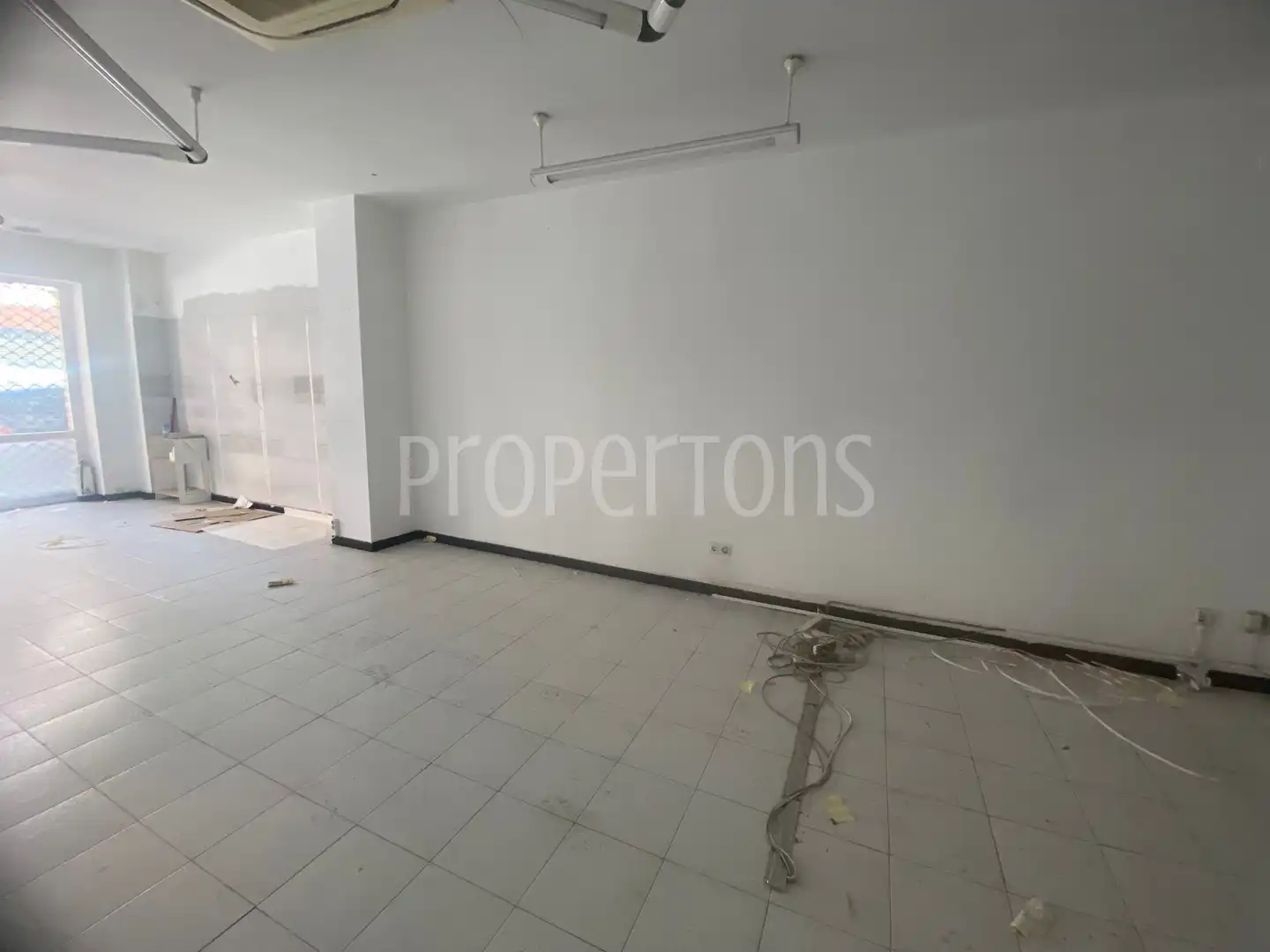 Local comercial en alquiler en Las Arenas, imagen 12