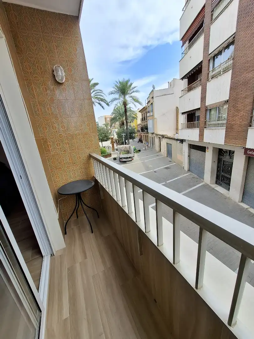 Piso con terraza en alquiler en Plaça del País Valencià, imagen 8