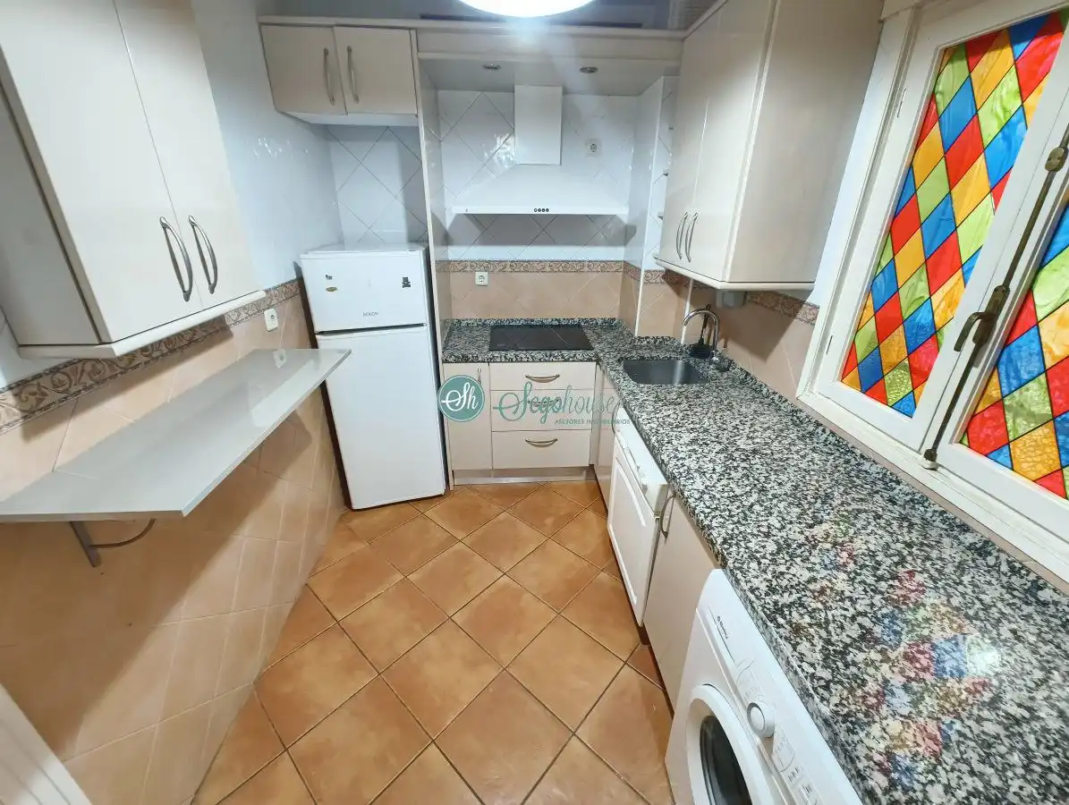 Flat with lift for sale in El Cerro - Carretera de San Rafael, imagen 4