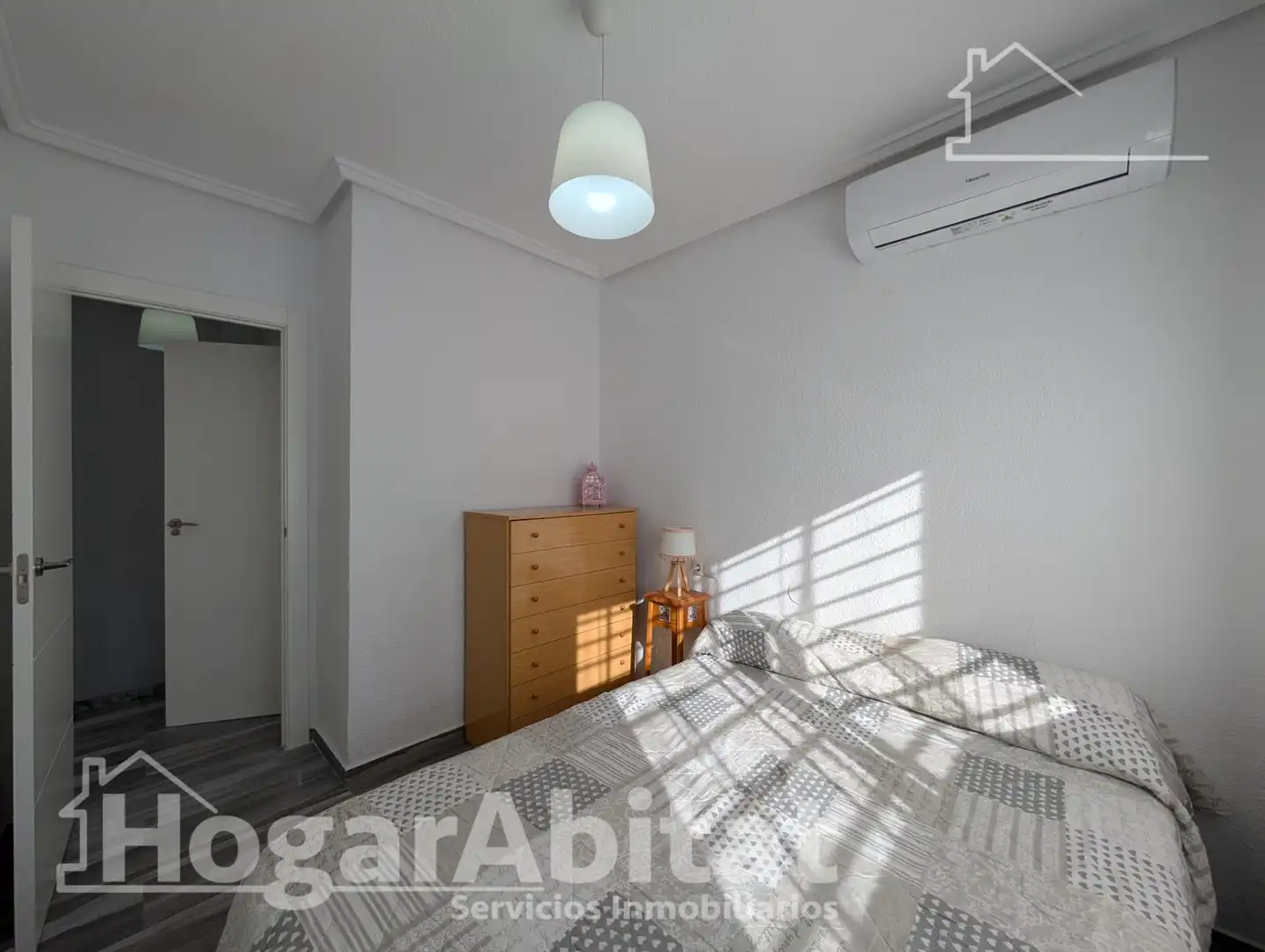 Habitación de Casa adosada en venta en Santa Pola con Aire acondicionado, Calefacción y Terraza