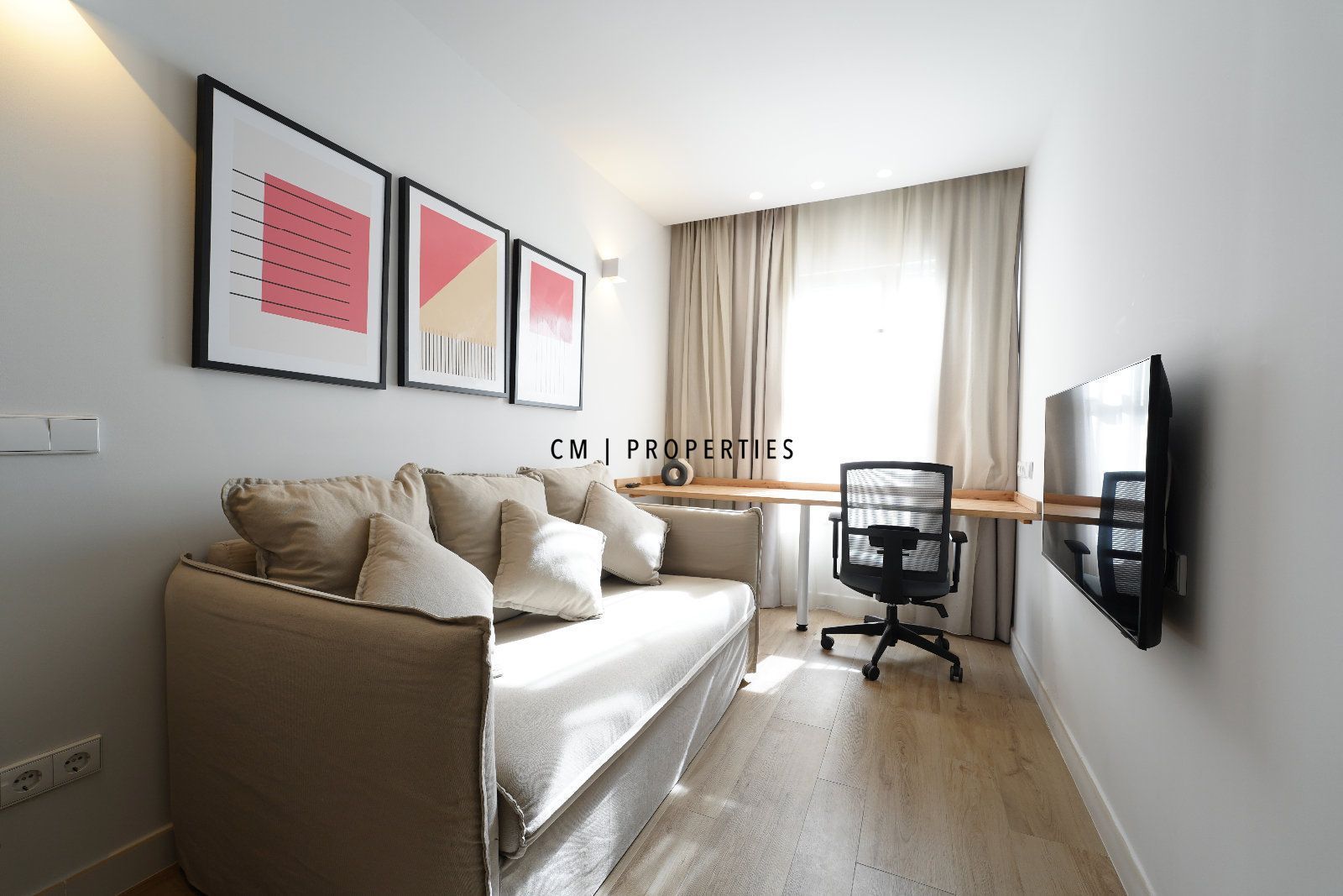 Dormitori de Pis de lloguer en  Valencia Capital amb Aire condicionat, Calefacció i Moblat