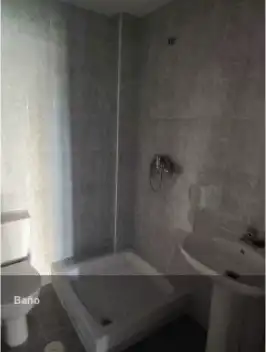 Bany de Pis en venda en Soba amb Calefacció