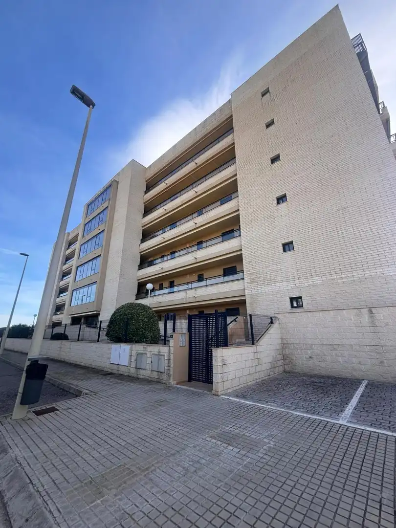 Flat with terrace for sale in Carrer del Garbí, imagen 7