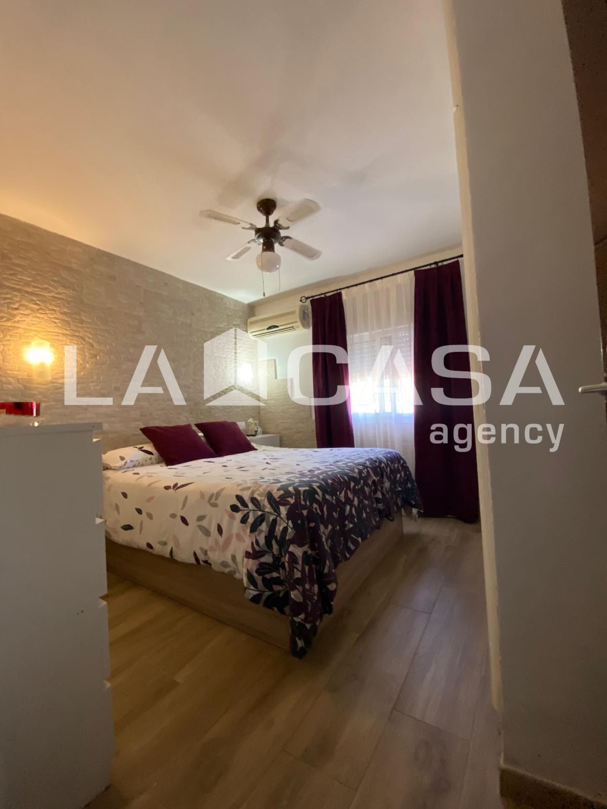 Bedroom of Flat for sale in Dos Hermanas