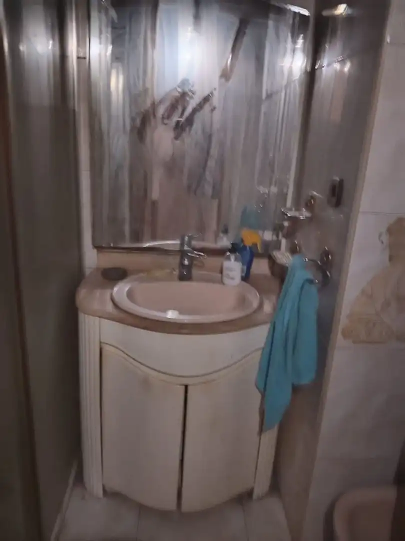 Baño de Piso en venta en Valencia con Aire acondicionado, Jardín privado y Amueblado