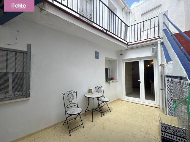 Casa-chalet en Venta en Centro