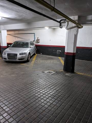 Garaje en Venta en Calle de Ercilla, 48, Madrid, Spain, 48 en Acacias