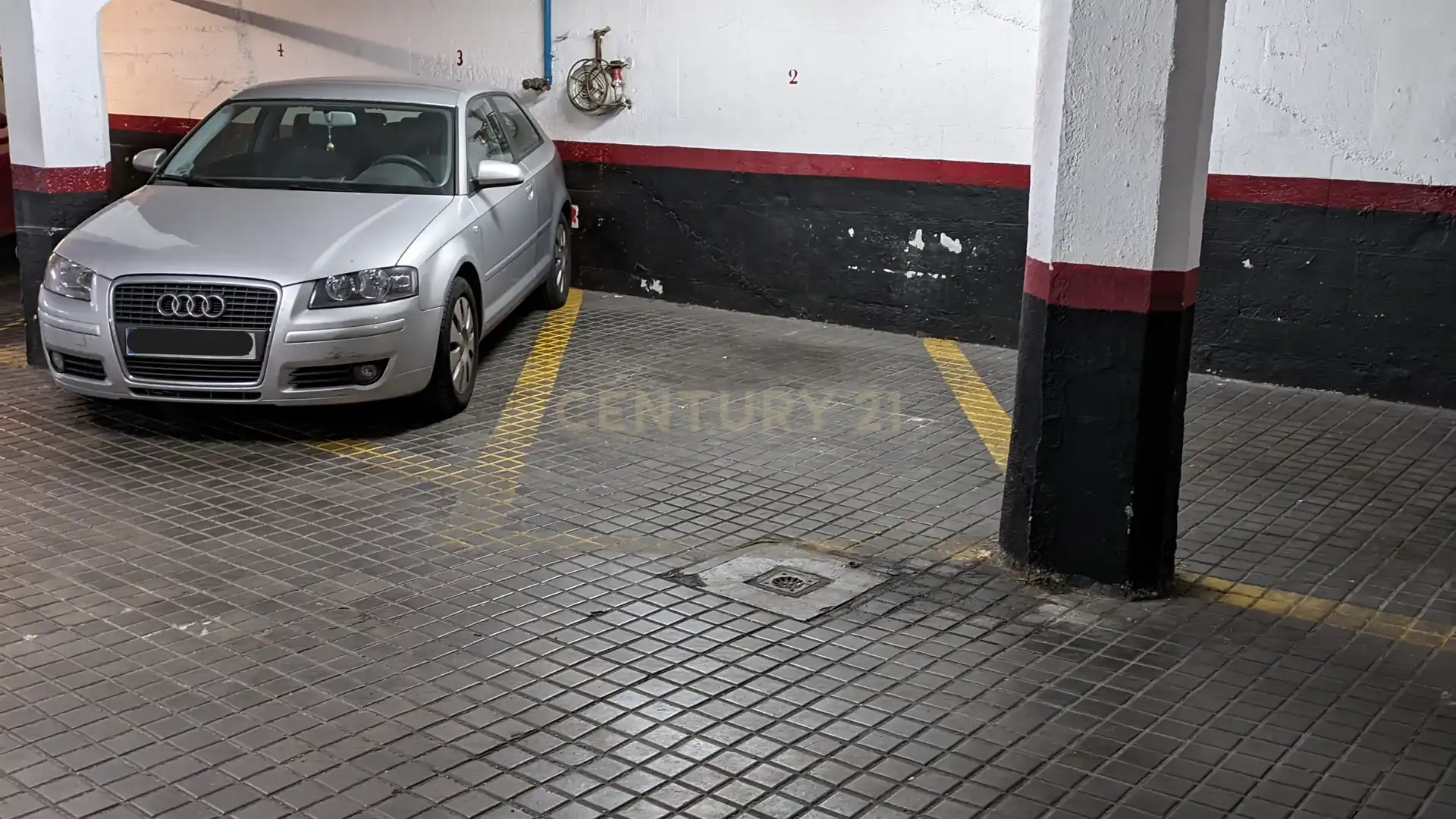 Parking de Garaje en venta en  Madrid Capital