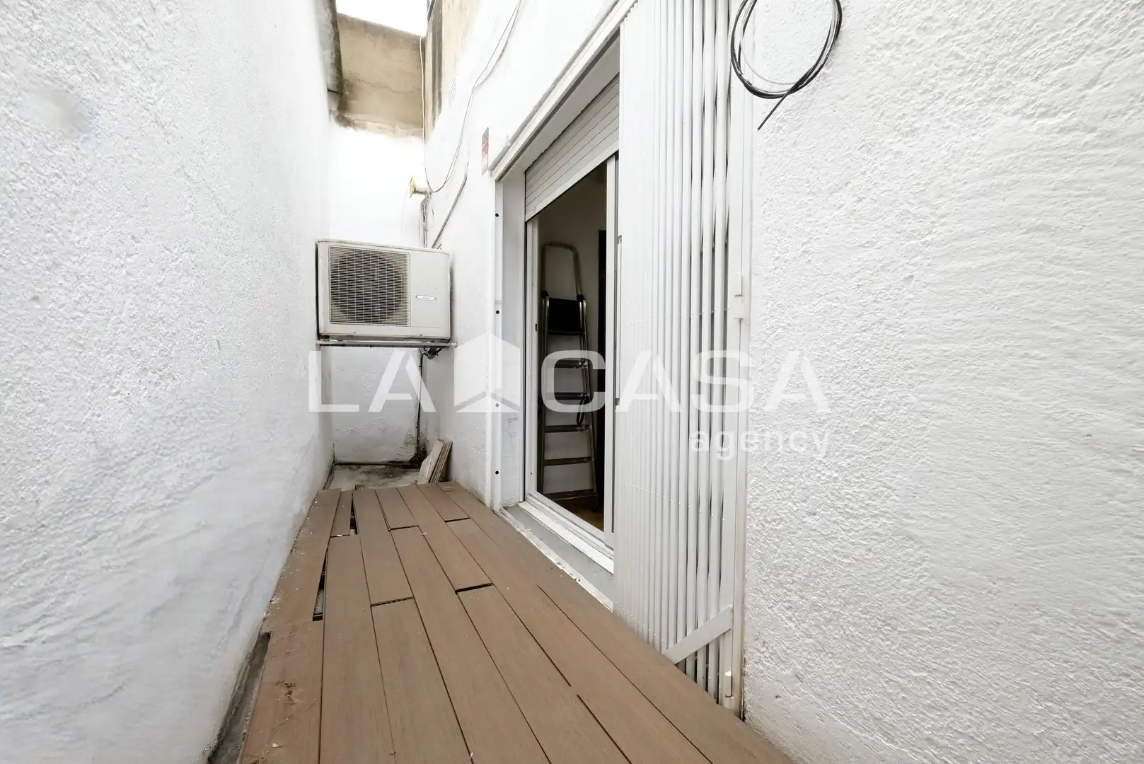 Bajo en venta en Carrer Mare de Déu de les Neus, imagen 9