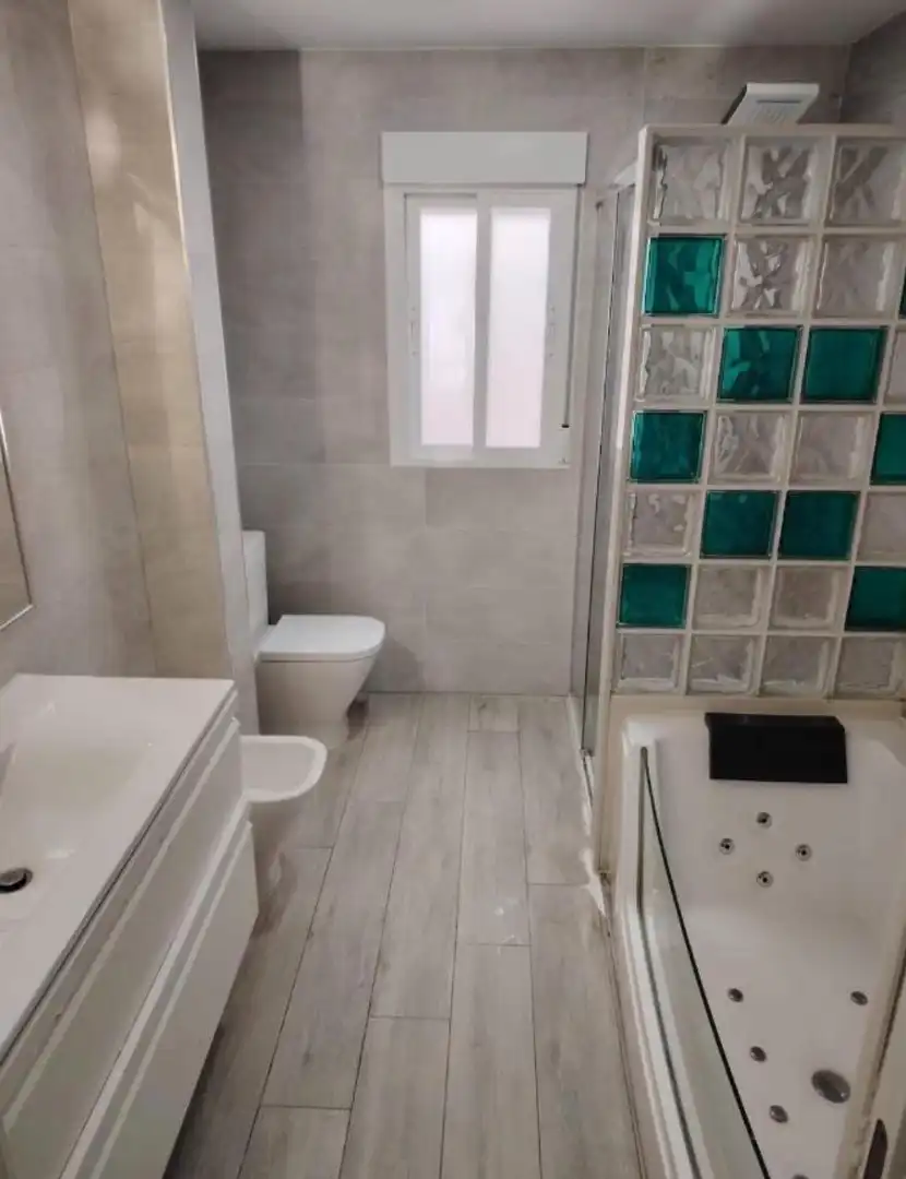 Wohnung zur Miete in Vista Alegre - Parque Cruz Conde
