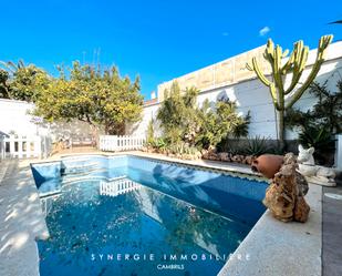 Piscina de Casa o xalet en venda en Cambrils amb Aire condicionat, Terrassa i Piscina