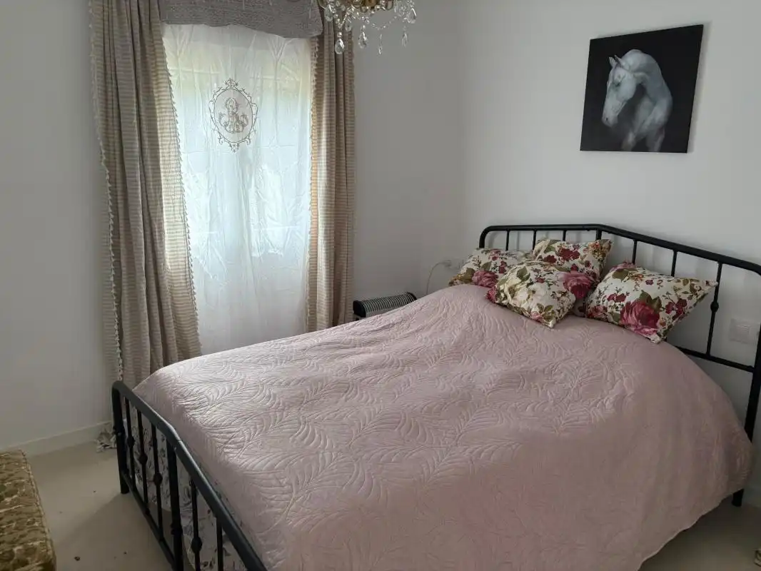 Habitación de Finca rústica en venta en El Escorial con Calefacción y Jardín privado